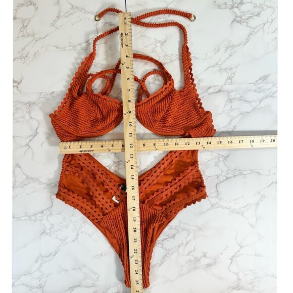 Despi Textured Burnt Orange Halter Underwire One Piece SZ L $198 - Picture 14 of 14